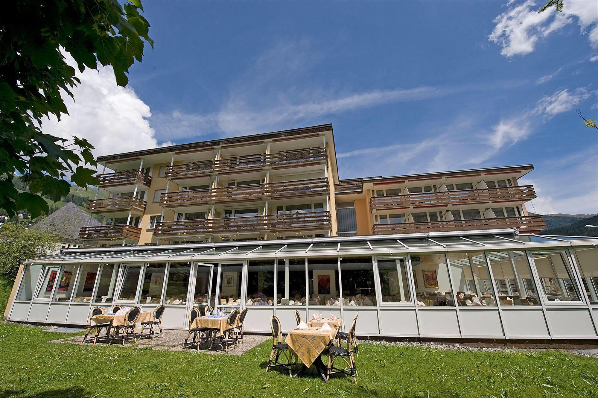 Hotel Cresta Sun à Davos Extérieur photo